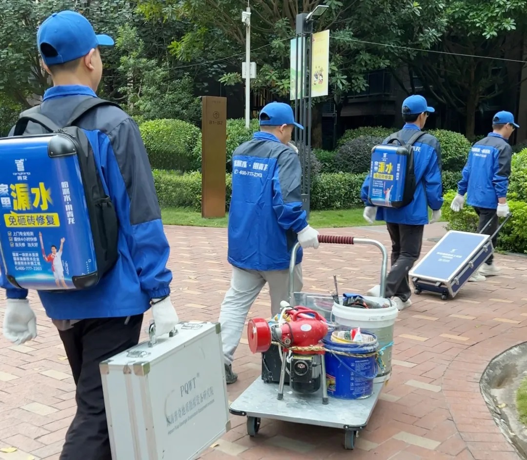 還在卷白領(lǐng)？現(xiàn)在真正高收入的，反而是這群“干臟活”的人